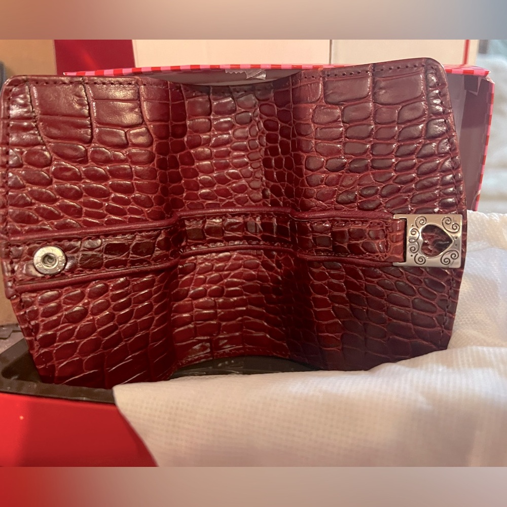 BRIGHTON 💗 RED NAIL FILING CASE EX. Condition leather case